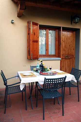 Vecchio Borgo Di Inalbi Agroturismo